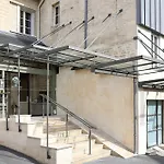 فندق Logis Restaurant Le Dauphin Et Le Du Prieure كان