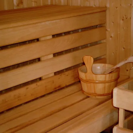 Restaurant Le Dauphin Et Le Du Prieuré Hotel 3*