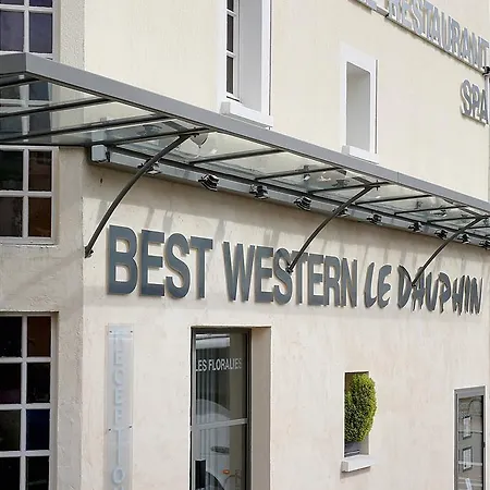 Hotel Restaurant Le Dauphin Et Le Du Prieuré 3*