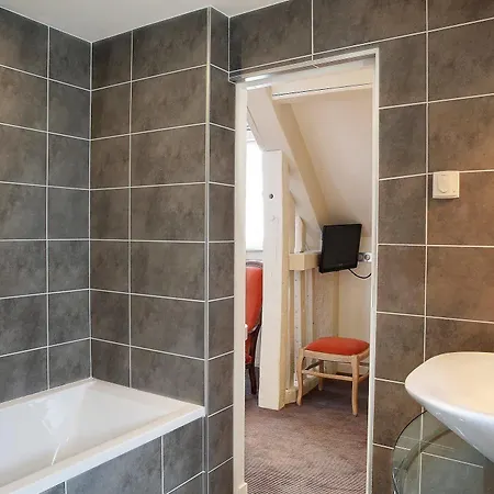 Restaurant Le Dauphin Et Le Du Prieuré Hotel Caen