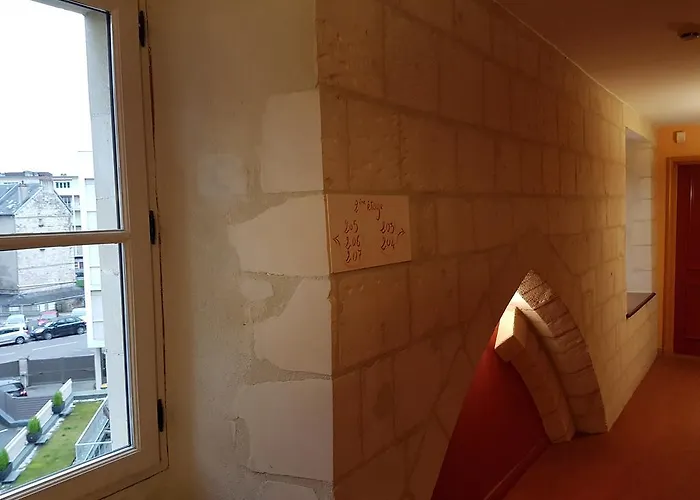 Restaurant Le Dauphin Et Le Du Prieuré 3*