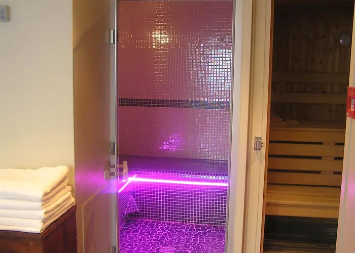 Restaurant Le Dauphin Et Le Du Prieuré Caen