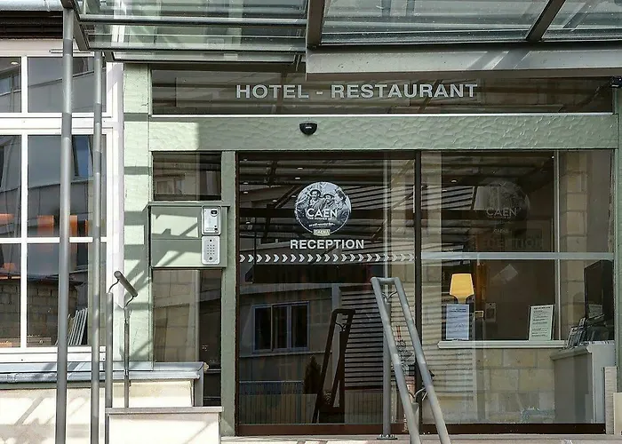 Restaurant Le Dauphin Et Le Du Prieuré